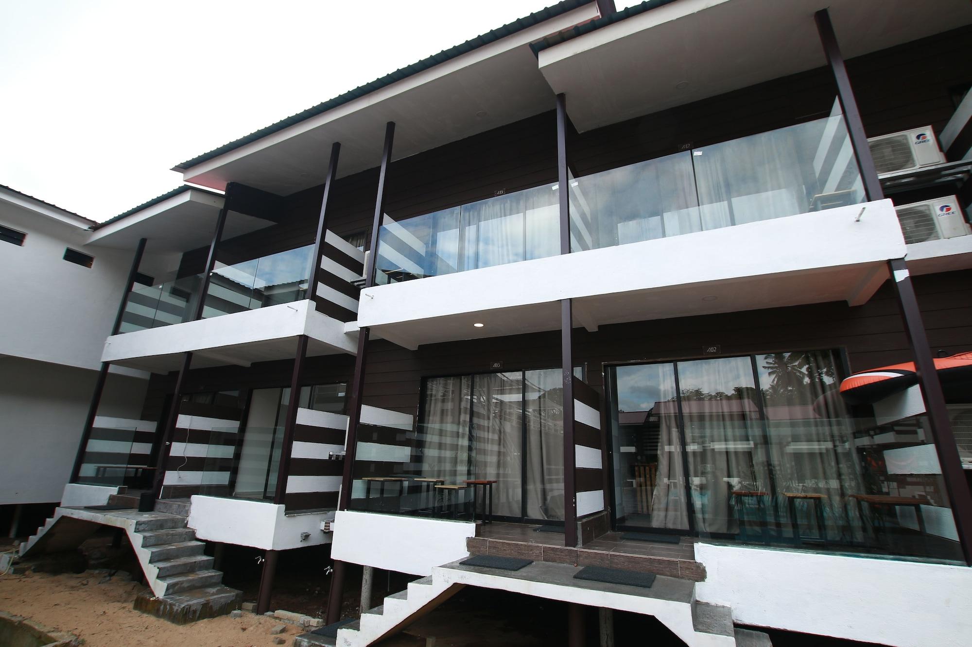 The Barat Tioman Beach Resort Kampong Juara Exteriör bild