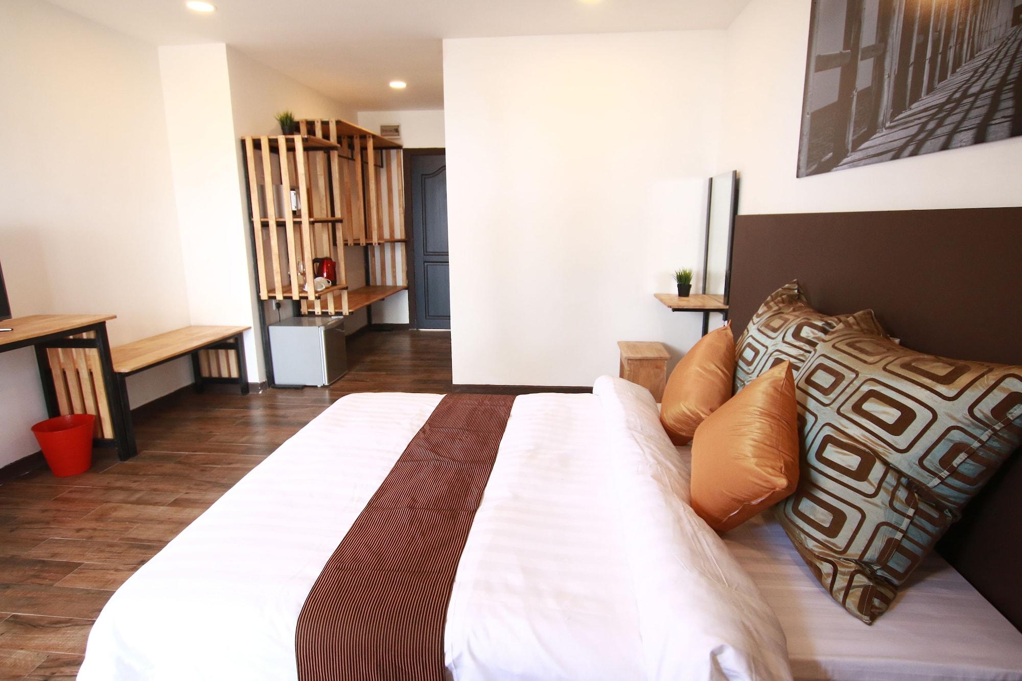 The Barat Tioman Beach Resort Kampong Juara Exteriör bild