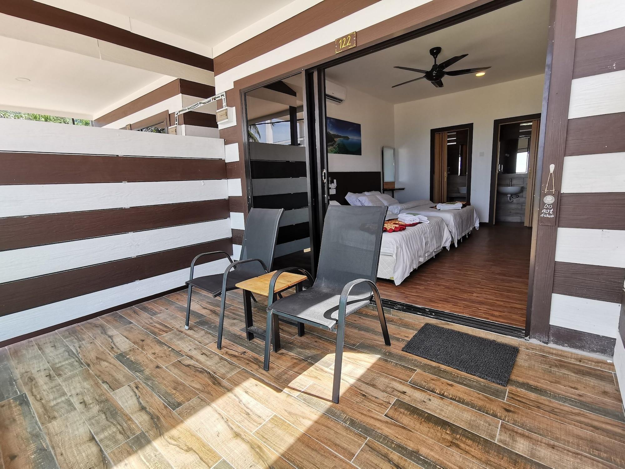 The Barat Tioman Beach Resort Kampong Juara Exteriör bild